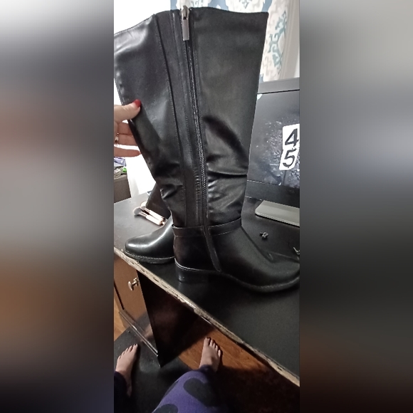 NWOT cloud walker boots from avenue - Picture 4 of 7